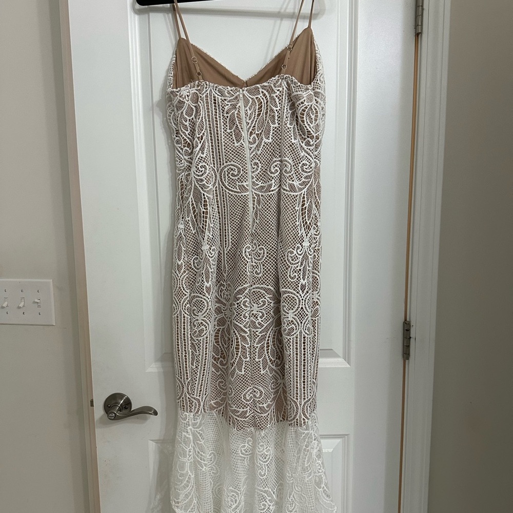 Windsor Elegant White Lace Dress size L - Picture 2 of 3